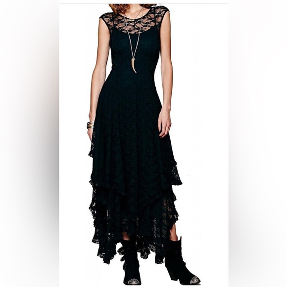Dresses & Skirts - Sleeveless Lace Asymmetrical Layered Dress